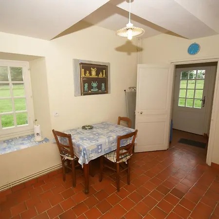 Maison De Vacances - La Trinite-de-reville