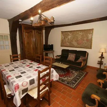Casa vacanze Maison De Vacances - La Trinite-de-reville Saint-Agnan-de-Cernières
