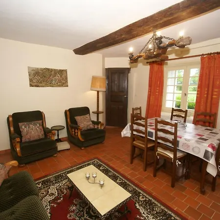 Casa vacanze Maison De Vacances - La Trinite-de-reville Saint-Agnan-de-Cernières
